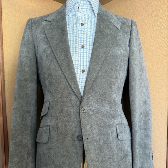 Size 40 Grey ultra suede notch lapel 2 button jacket - Picture 1 of 5